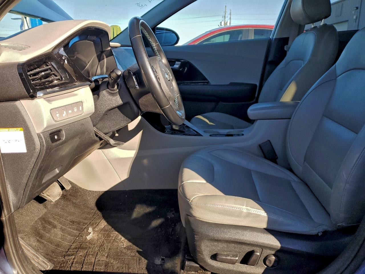 2021 Kia Niro Touring VIN: KNDCC3LC5M5468231 Lot: 96370235