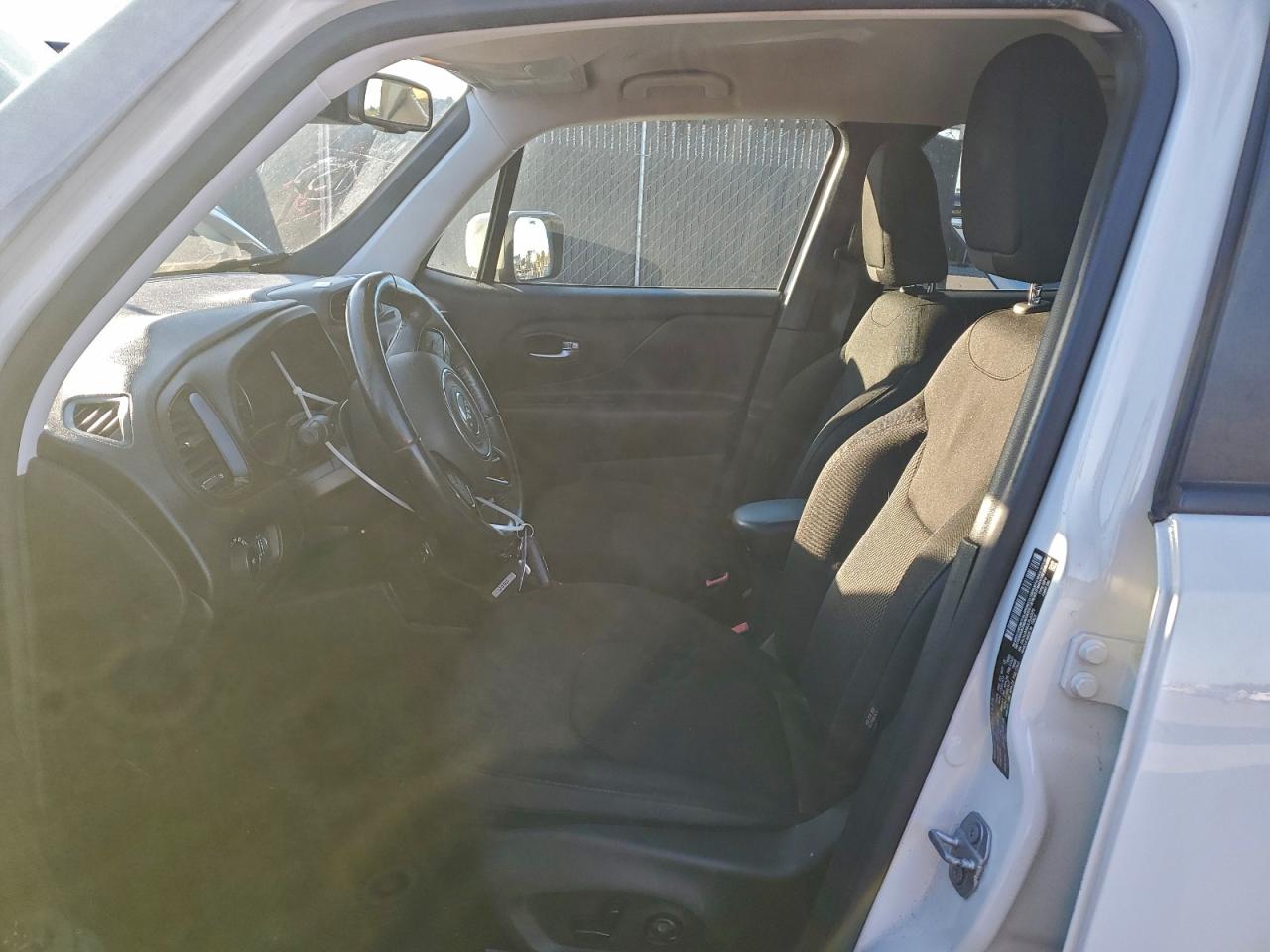 2020 Jeep Renegade Latitude VIN: ZACNJABB3LPL00375 Lot: 97705925