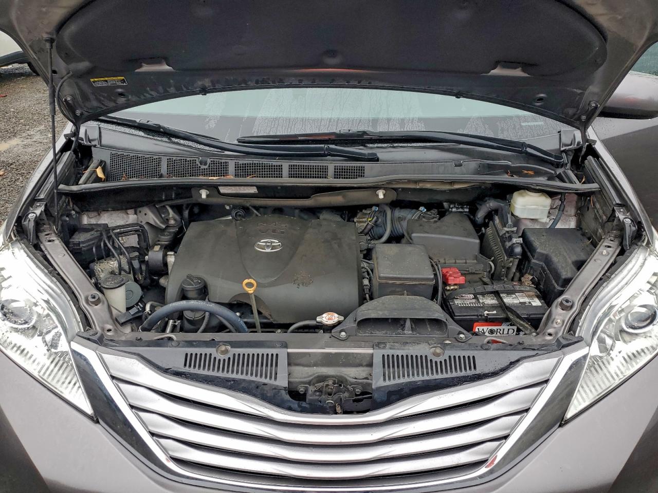 2017 Toyota Sienna Xle VIN: 5TDYZ3DC9HS829138 Lot: 94831445