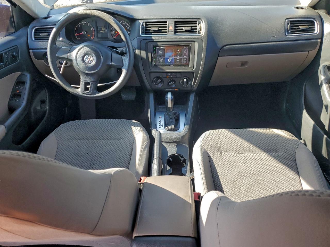 2014 Volkswagen Jetta Base VIN: 3VW2K7AJ1EM333148 Lot: 95349675