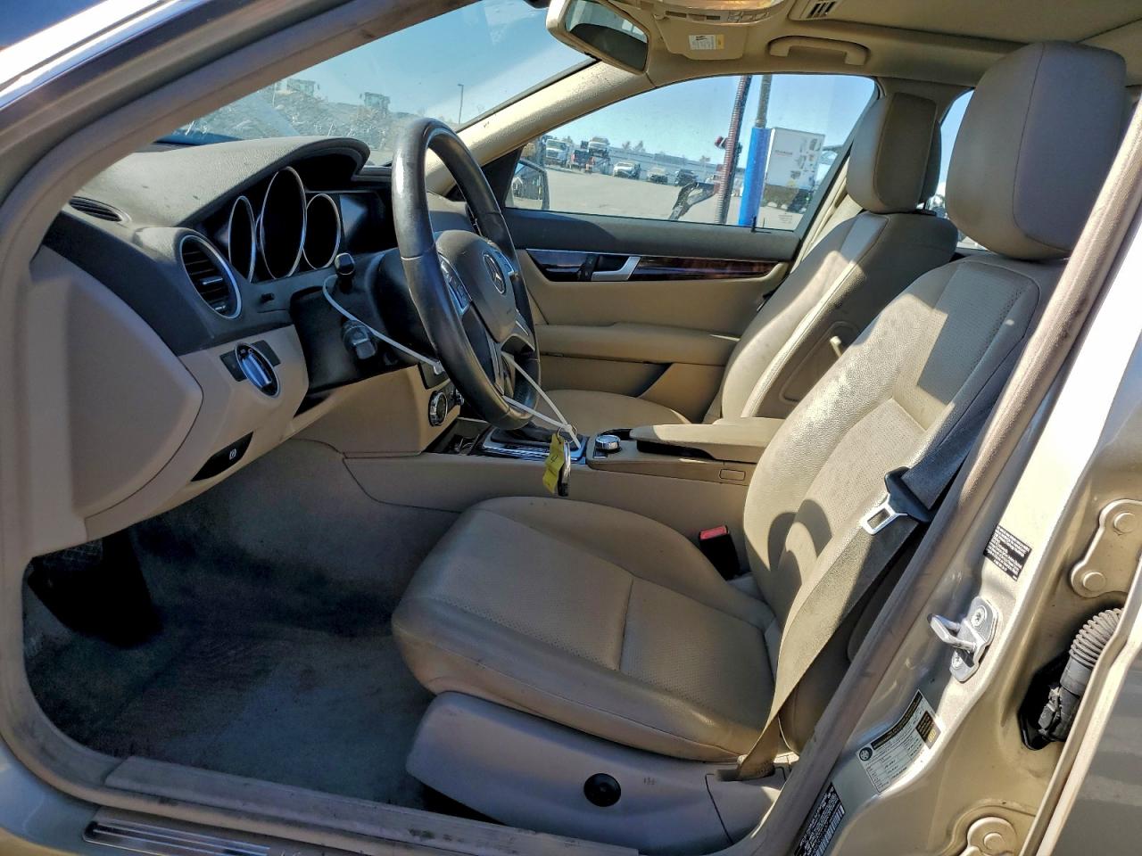 2012 Mercedes-Benz C 250 VIN: WDDGF4HB5CR221657 Lot: 95953825