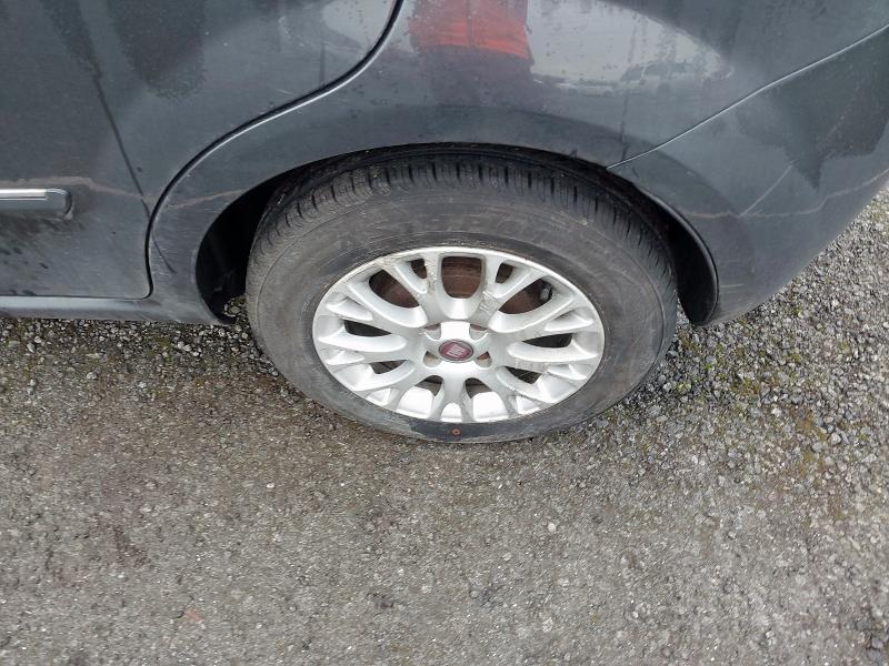 2011 FIAT PUNTO EVO 1.4 DYNAMIC 5DR