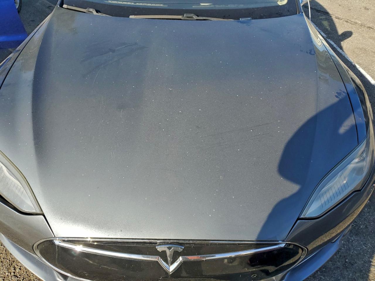 2014 Tesla Model S VIN: 5YJSA1H12EFP44085 Lot: 96839615