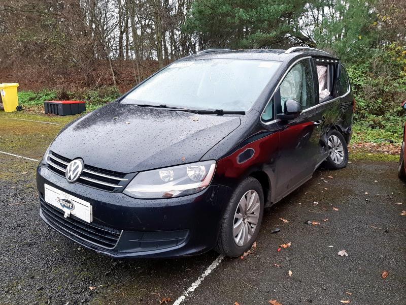 2017 VOLKSWAGEN SHARAN 2.0 TDI CR BLUEMOTION TECH 150 SE 5DR DSG for sale at Copart SANDTOFT