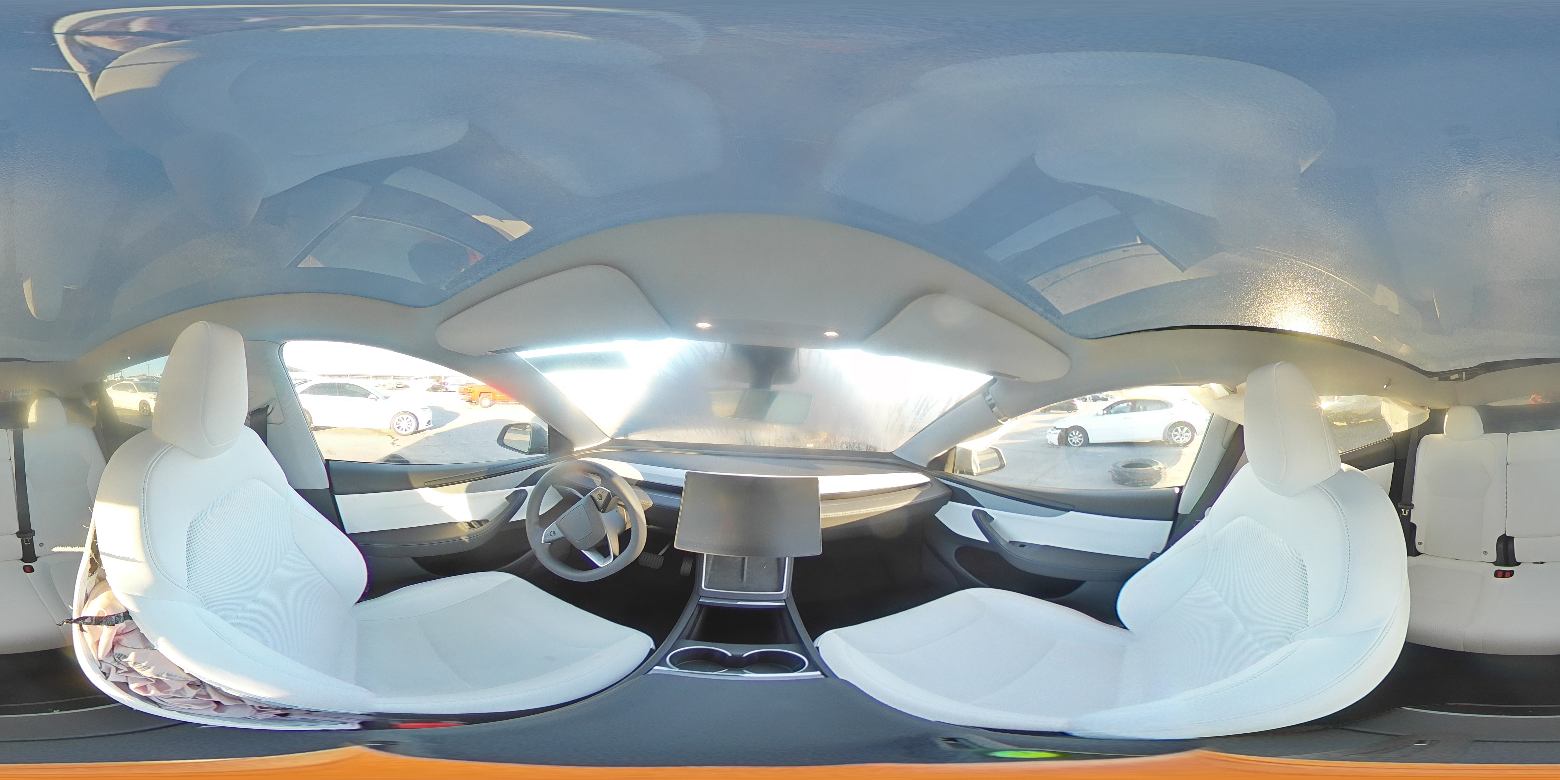 2026 Tesla Model Y VIN: 7SAYGDEEXTA392016 Lot: 95202995