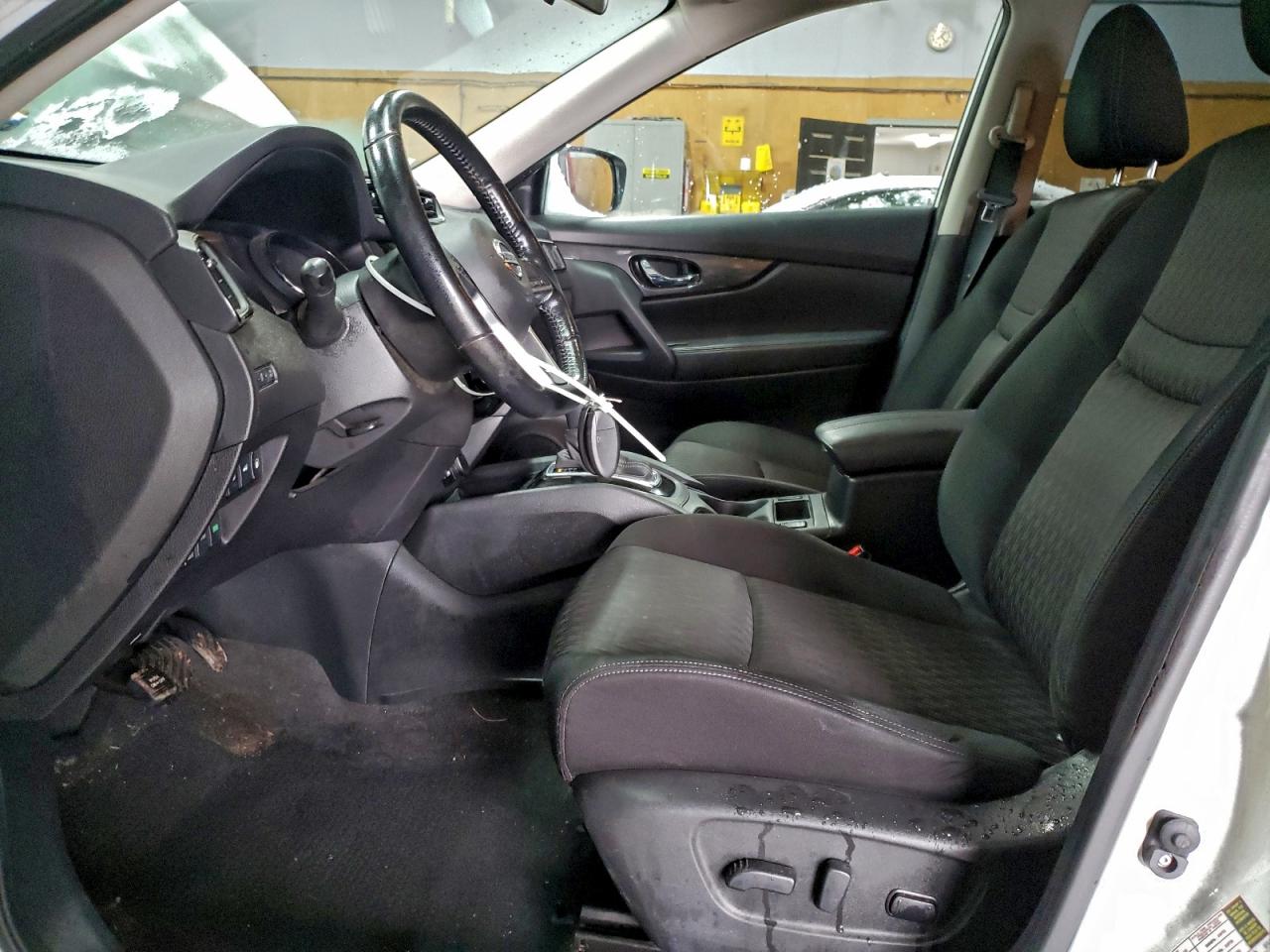 2020 Nissan Rogue S VIN: JN8AT2MV3LW113430 Lot: 92641845