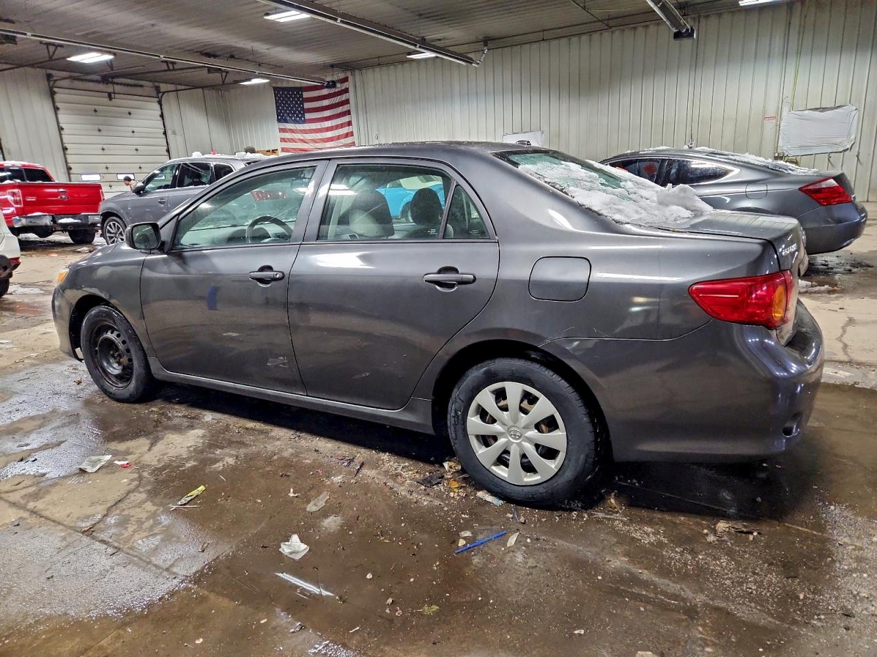2010 Toyota Corolla Base VIN: 1NXBU4EE0AZ334463 Lot: 96074235