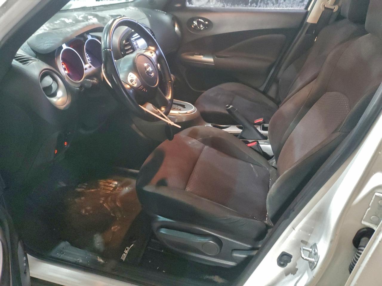 2015 Nissan Juke S VIN: JN8AF5MV2FT550575 Lot: 94471315