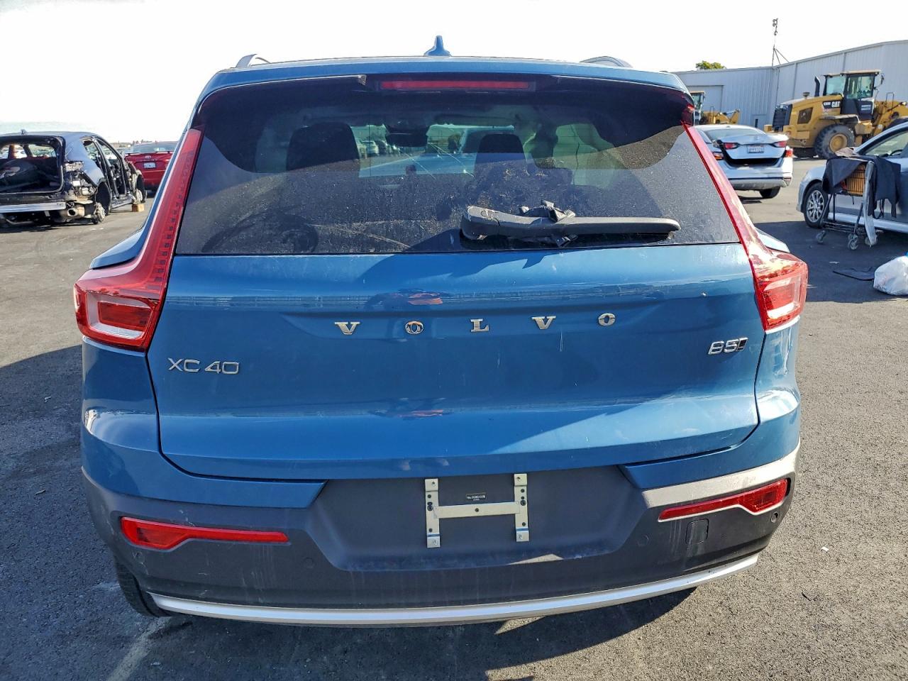 2025 Volvo Xc40 Plus VIN: YV4L12UE0S2456595 Lot: 95300175