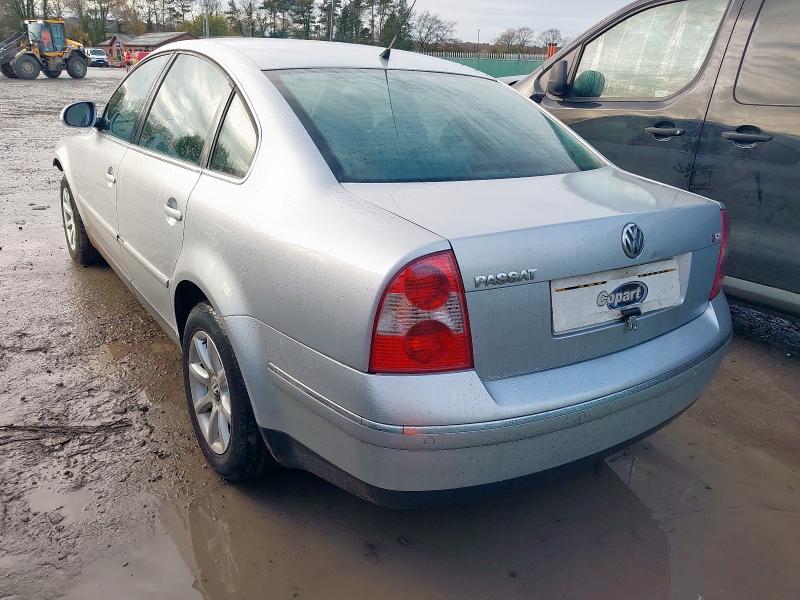 2004 VOLKSWAGEN PASSAT 1.9 HIGHLINE TDI 130 4DR