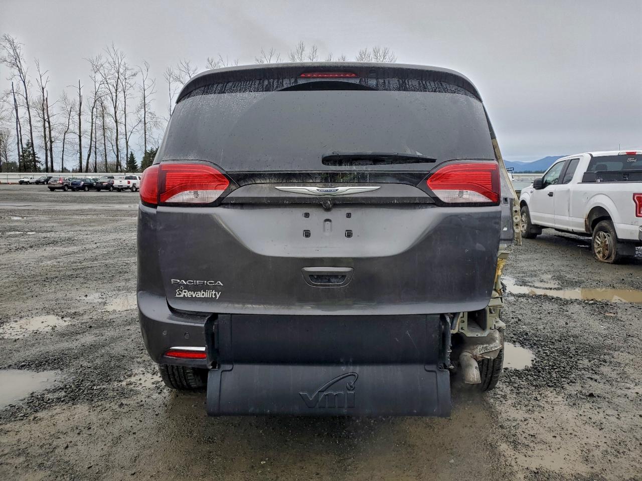 2019 Chrysler Pacifica Touring L Plus VIN: 2C4RC1EG8KR525052 Lot: 94652345