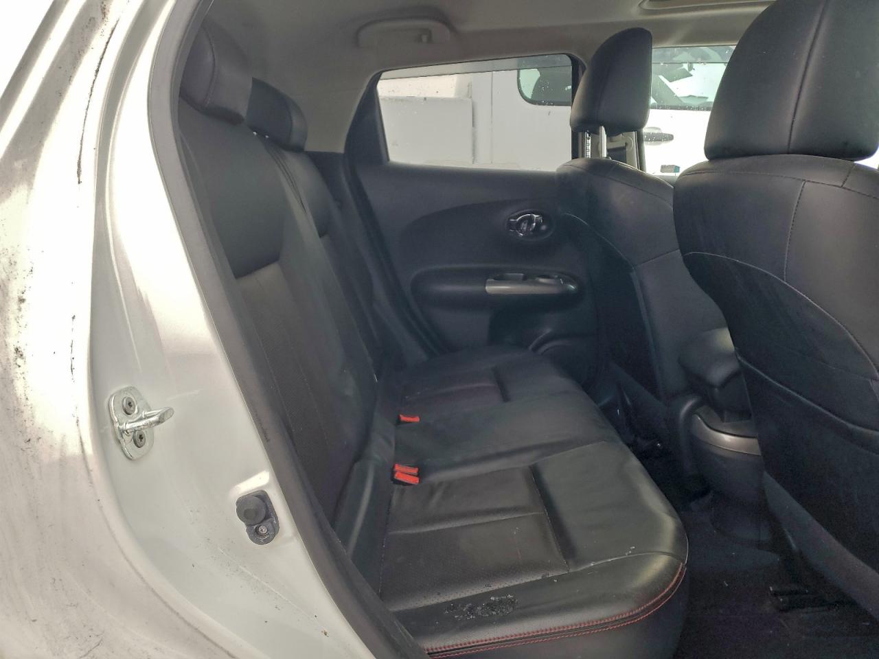 2015 Nissan Juke S VIN: JN8AF5MV7FT556033 Lot: 95100795