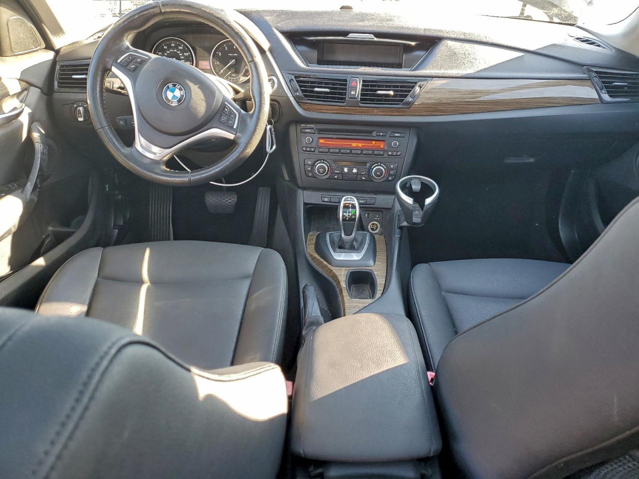 2014 BMW X1 xDrive28I VIN: WBAVL1C55EVY16378 Lot: 97773035