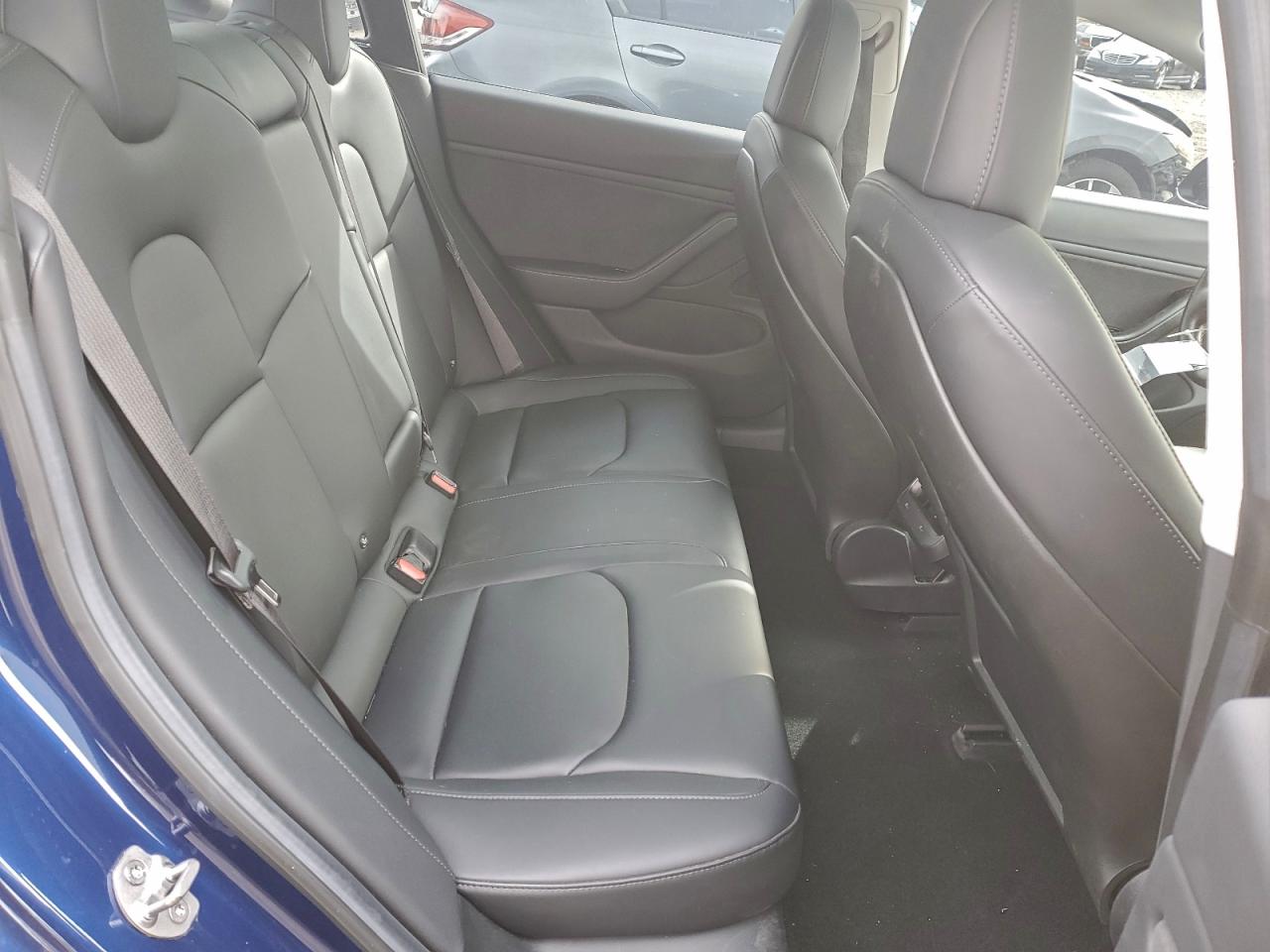 2018 Tesla Model 3 VIN: 5YJ3E1EA1JF013123 Lot: 95905935