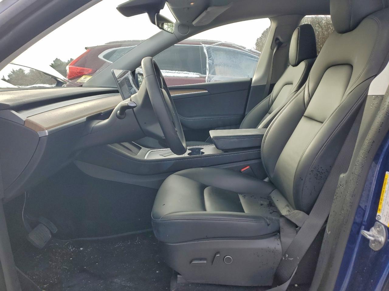 2022 Tesla Model Y VIN: 7SAYGDEE0NA014743 Lot: 95215875