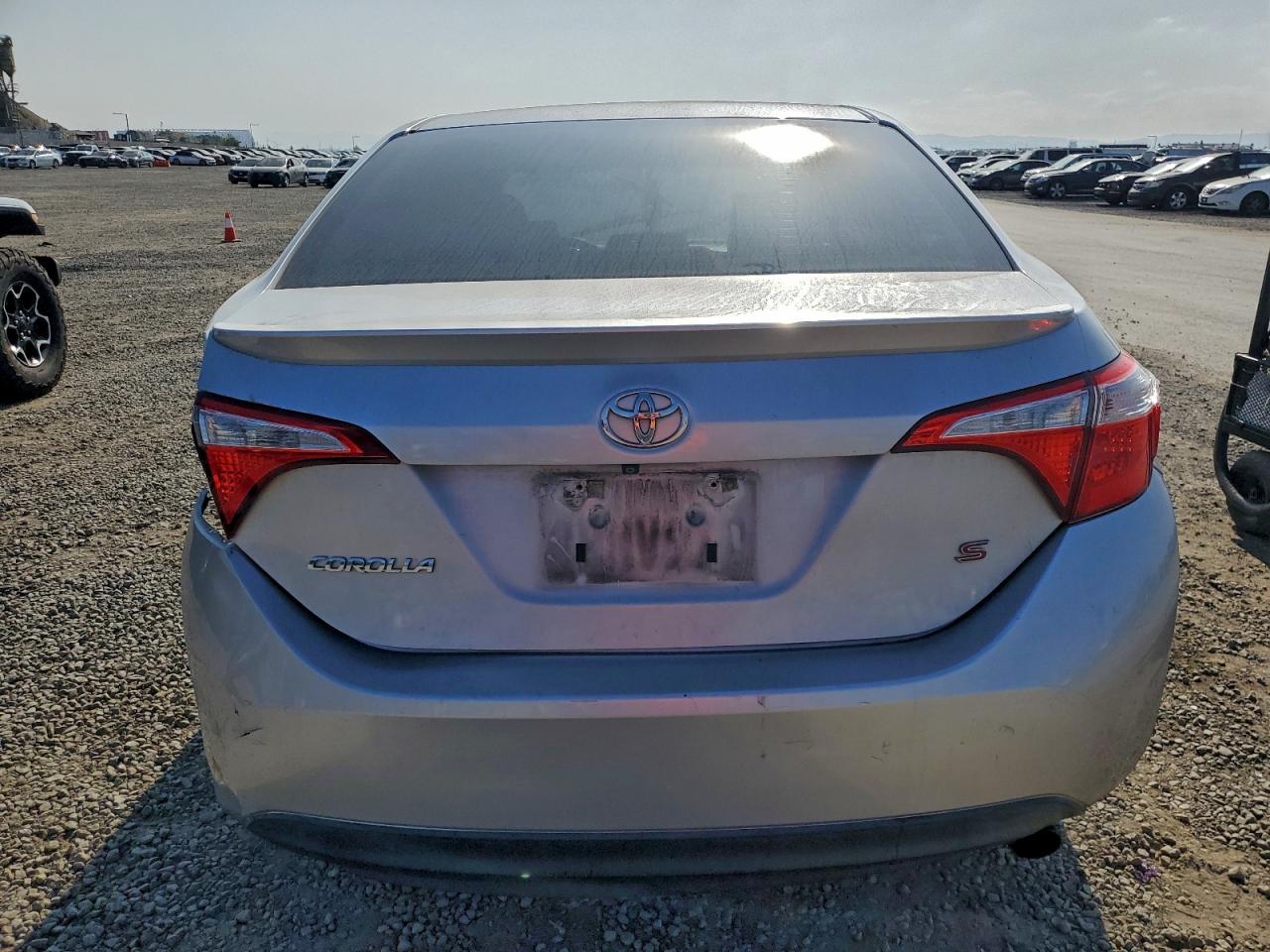 2015 Toyota Corolla L VIN: 5YFBURHE1FP304261 Lot: 94815755