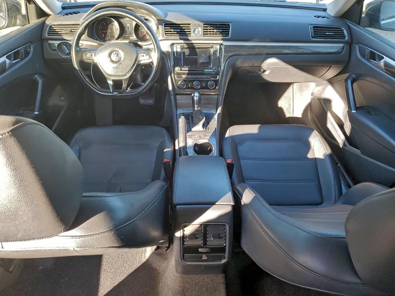 2016 Volkswagen Passat Se VIN: 1VWBT7A3XGC048449 Lot: 94578585