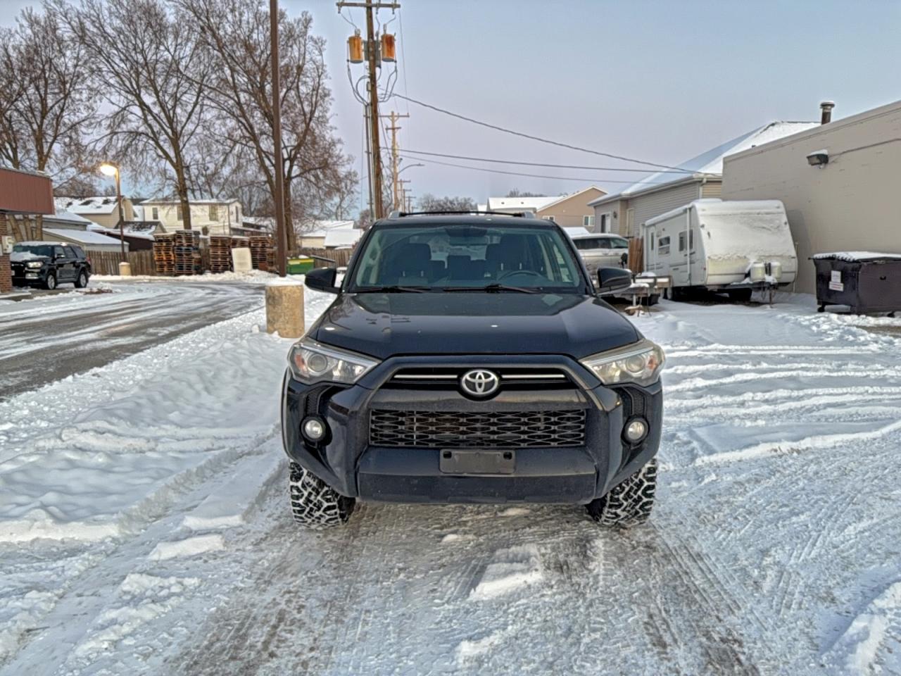 2017 Toyota 4Runner Sr5/Sr5 Premium VIN: JTEBU5JR3H5460061 Lot: 94825145