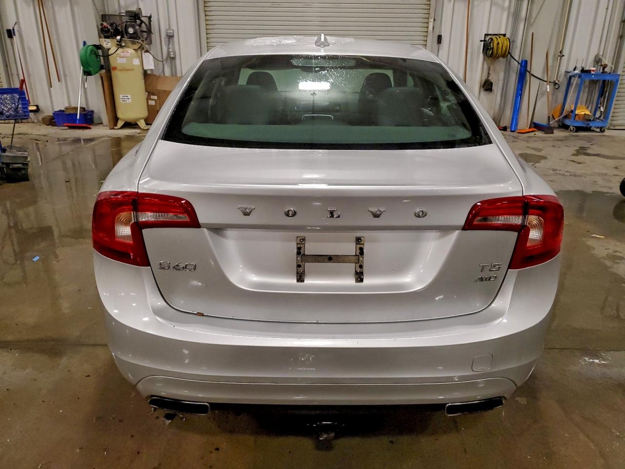 2015 Volvo S60 Premier VIN: YV1612TK3F2352805 Lot: 95750435