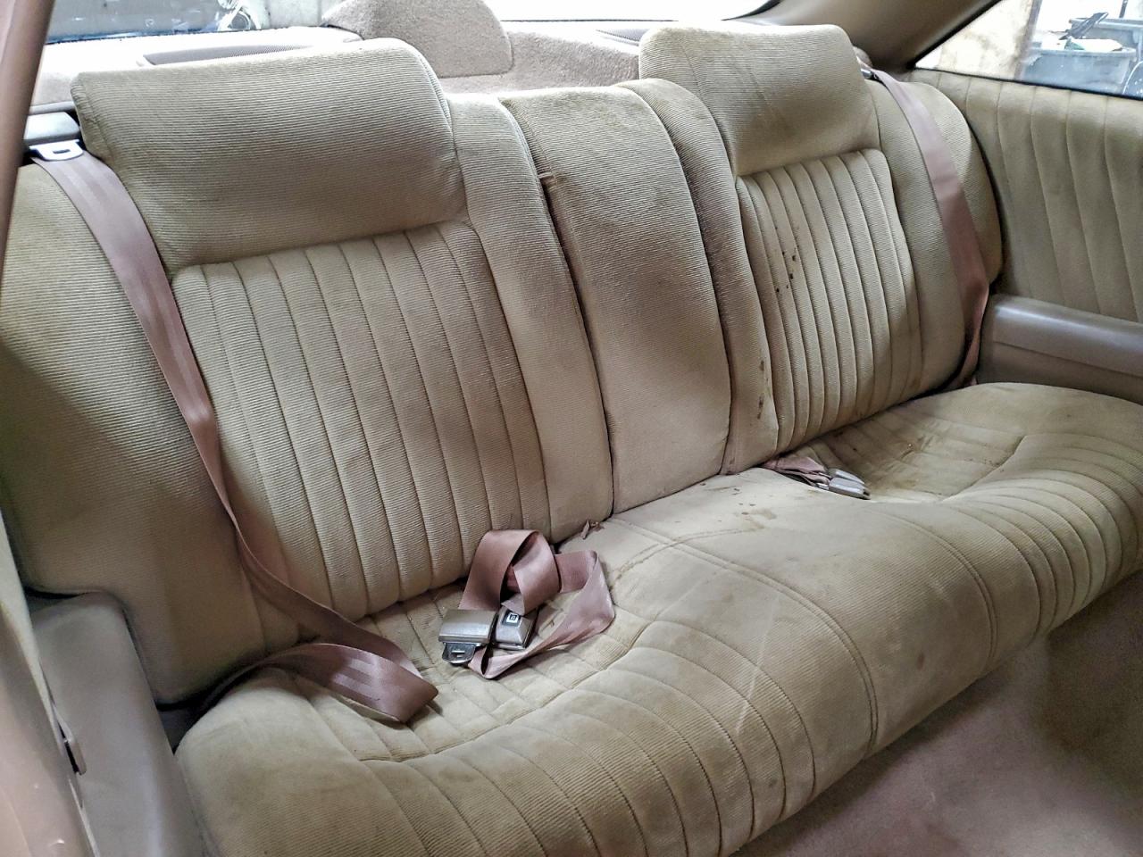 1992 Pontiac Grand Prix Se VIN: 1G2WJ14T9NF260827 Lot: 94460025