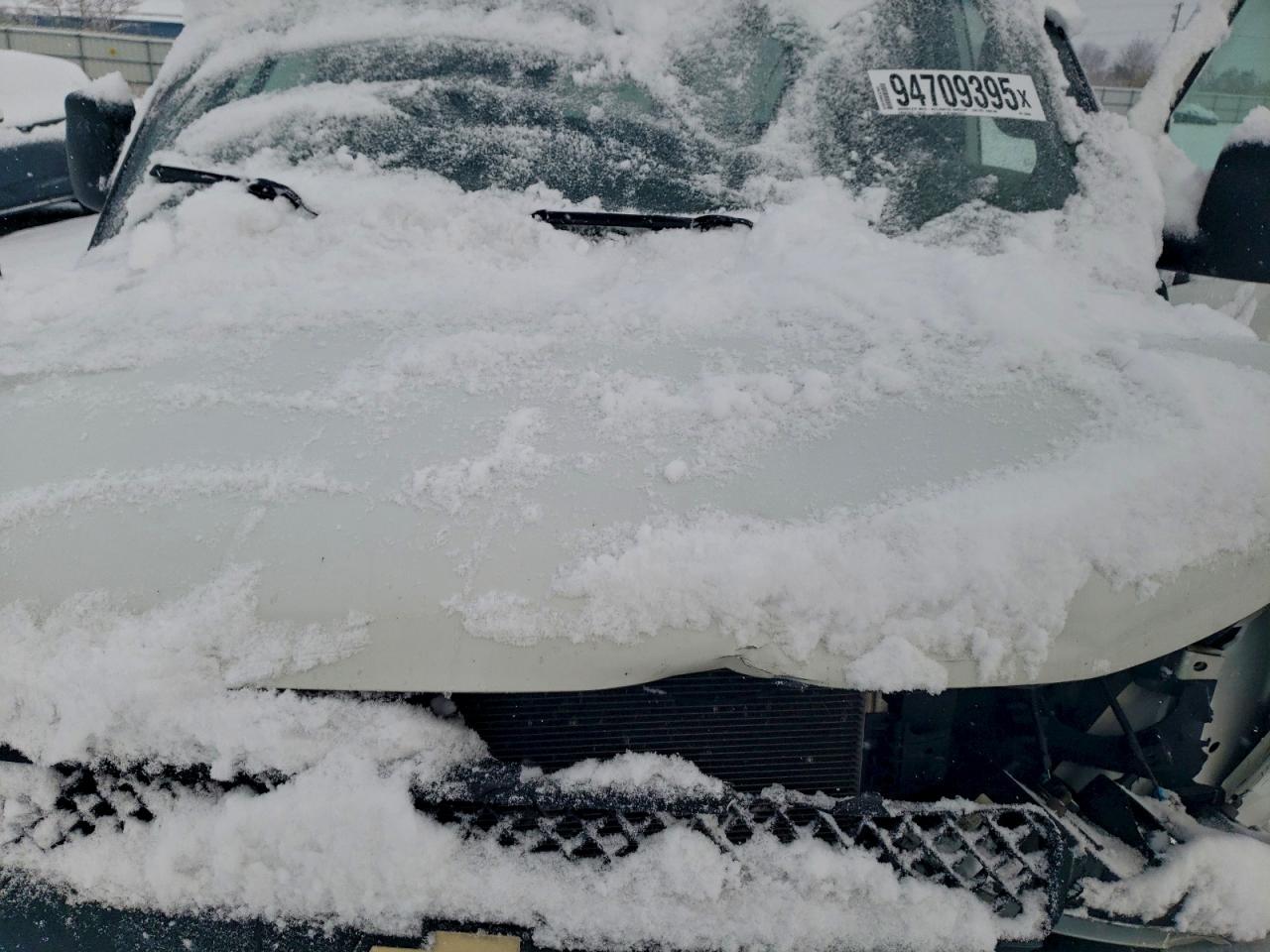 2018 Chevrolet Express G2500 Delivery Van VIN: 1GCWGAFPXJ1252608 Lot: 94709395