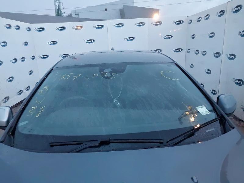 2013 VOLVO V40 T2 R DESIGN 5DR