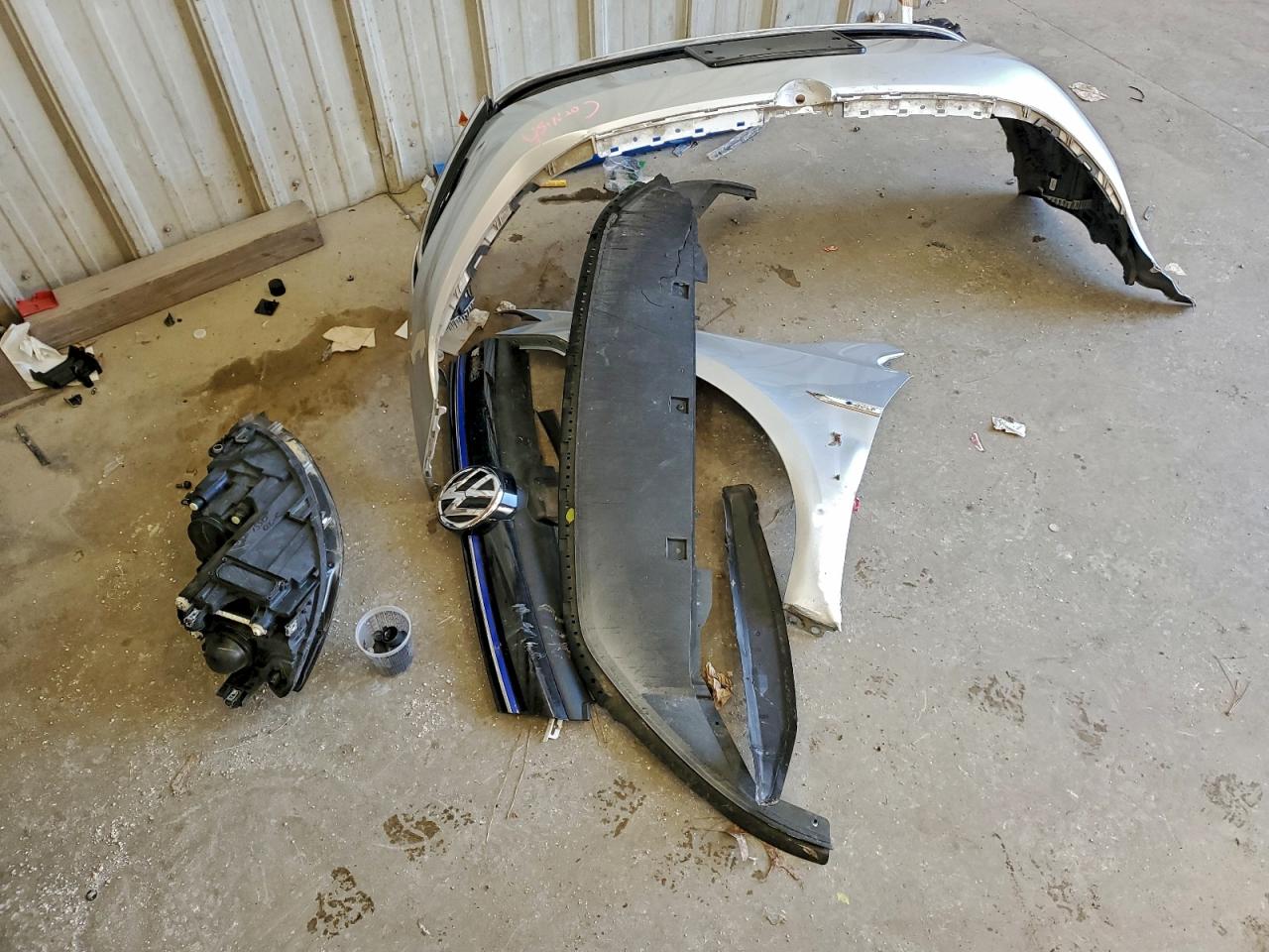 2019 Volkswagen E-Golf Se VIN: WVWKR7AU4KW910940 Lot: 95728175