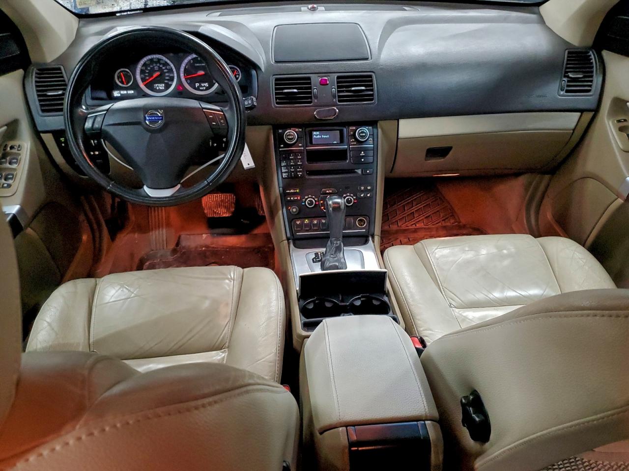 2014 Volvo Xc90 3.2 VIN: YV4952CZ8E1692196 Lot: 95714585