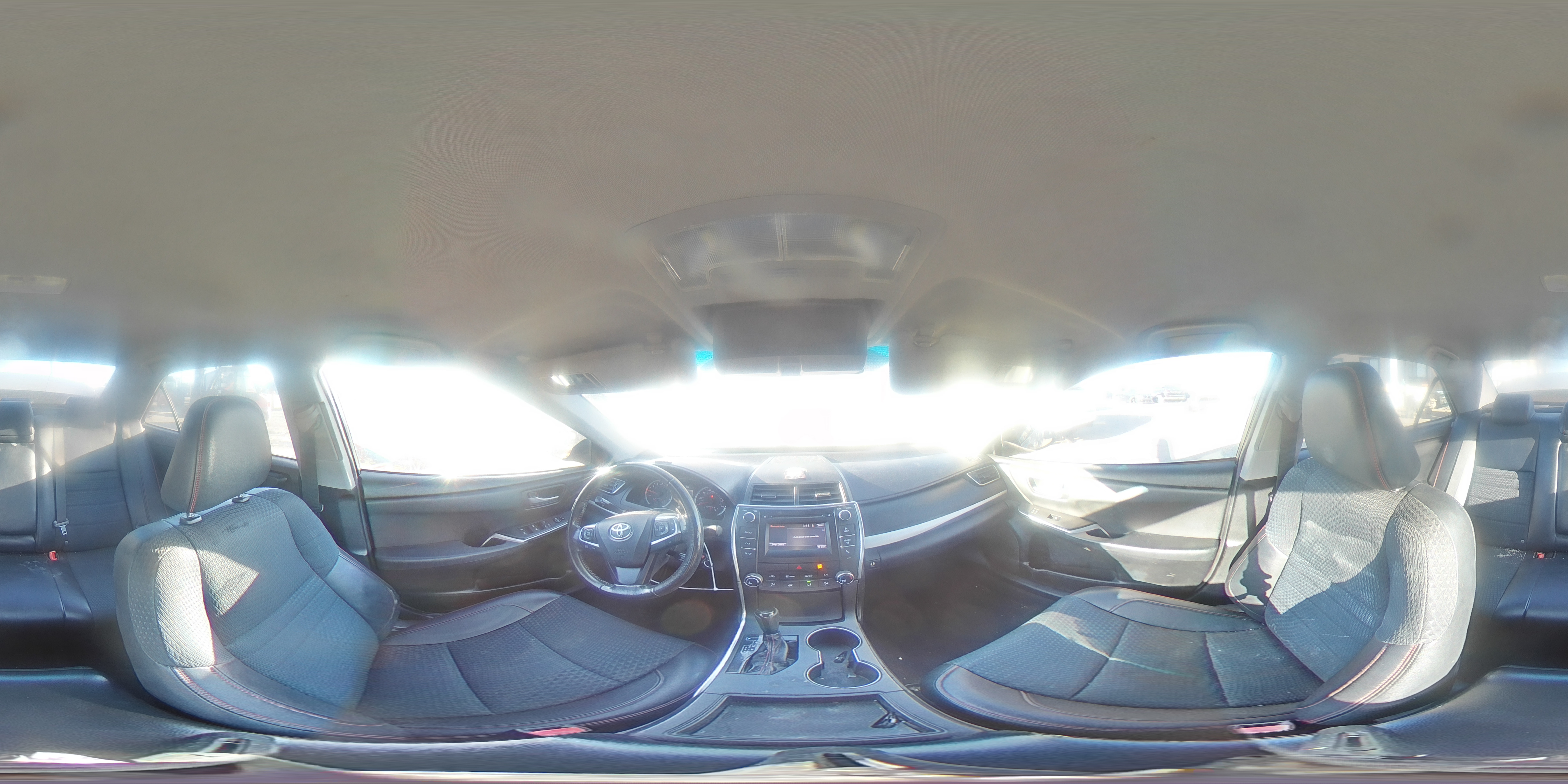 2015 Toyota Camry Le VIN: 4T1BF1FK8FU018216 Lot: 94819895