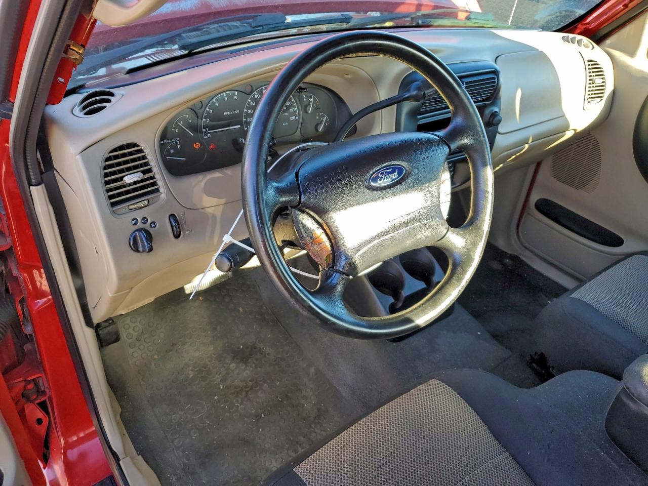 2003 Ford Ranger Super Cab VIN: 1FTYR44V13PA92432 Lot: 97232685