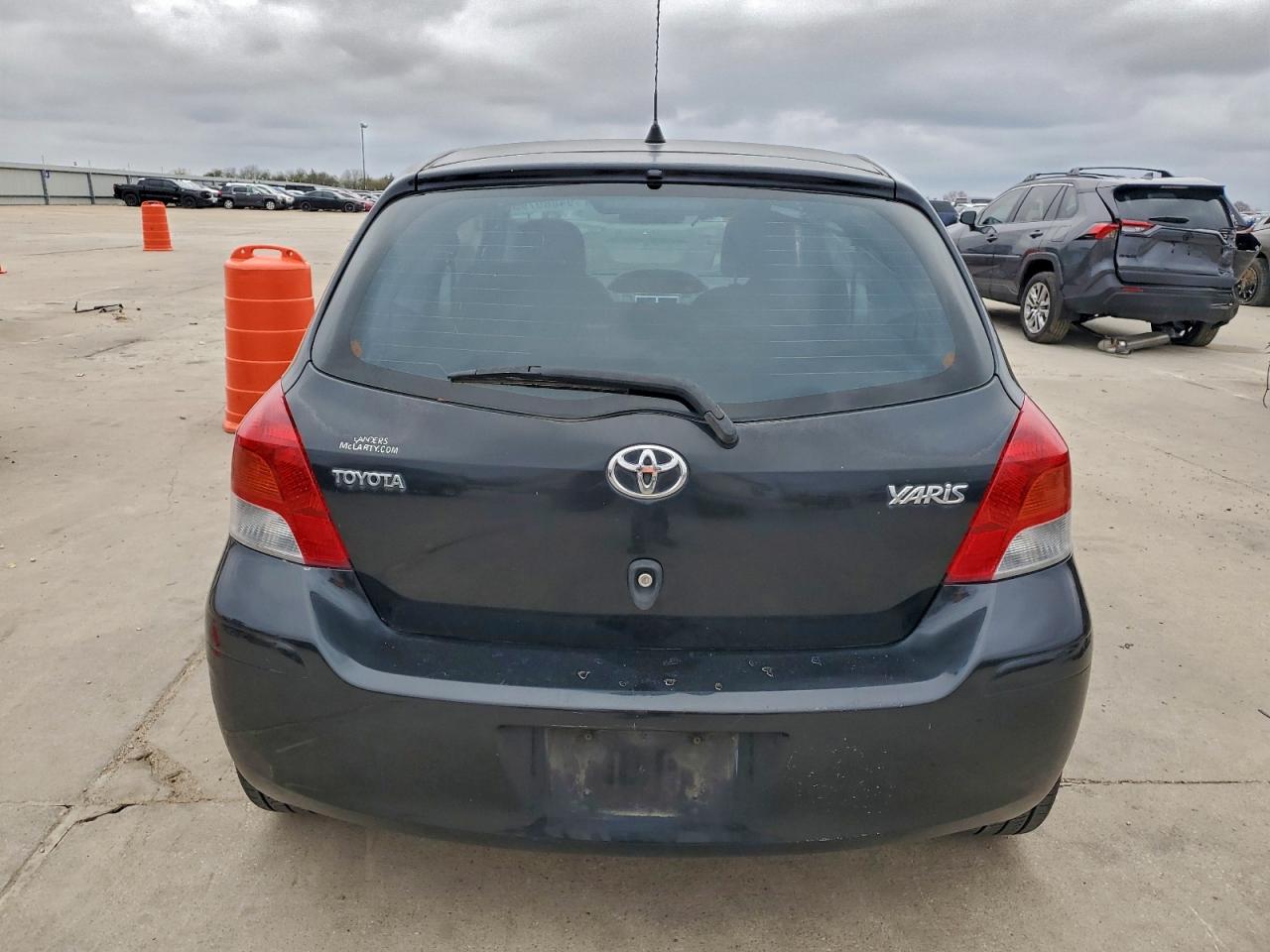 2009 Toyota Yaris VIN: JTDJT903X95224113 Lot: 94889795