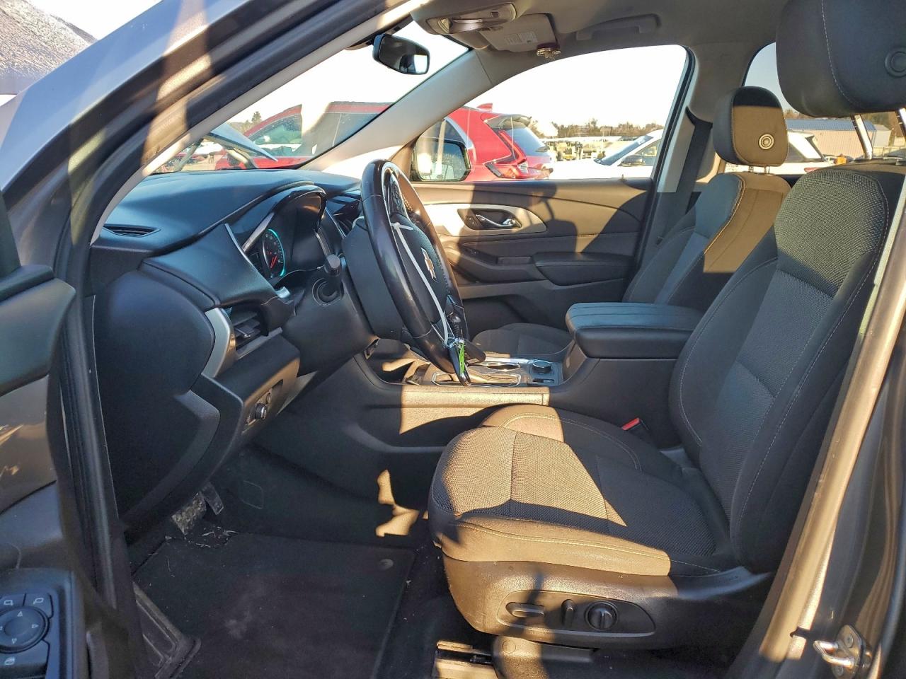 2018 Chevrolet Traverse Lt VIN: 1GNEVGKW3JJ229129 Lot: 98164945