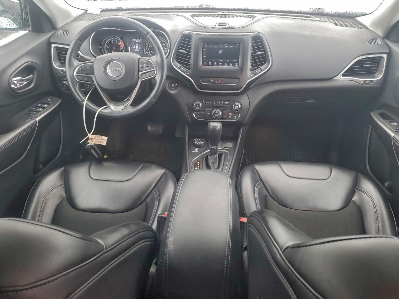 2019 Jeep Cherokee Latitude Plus VIN: 1C4PJMLX5KD232293 Lot: 94743875