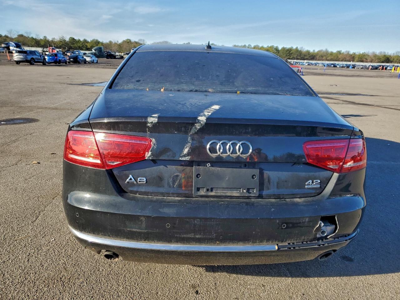 2011 Audi A8 Quattro VIN: WAUAVAFD7BN026782 Lot: 94638875