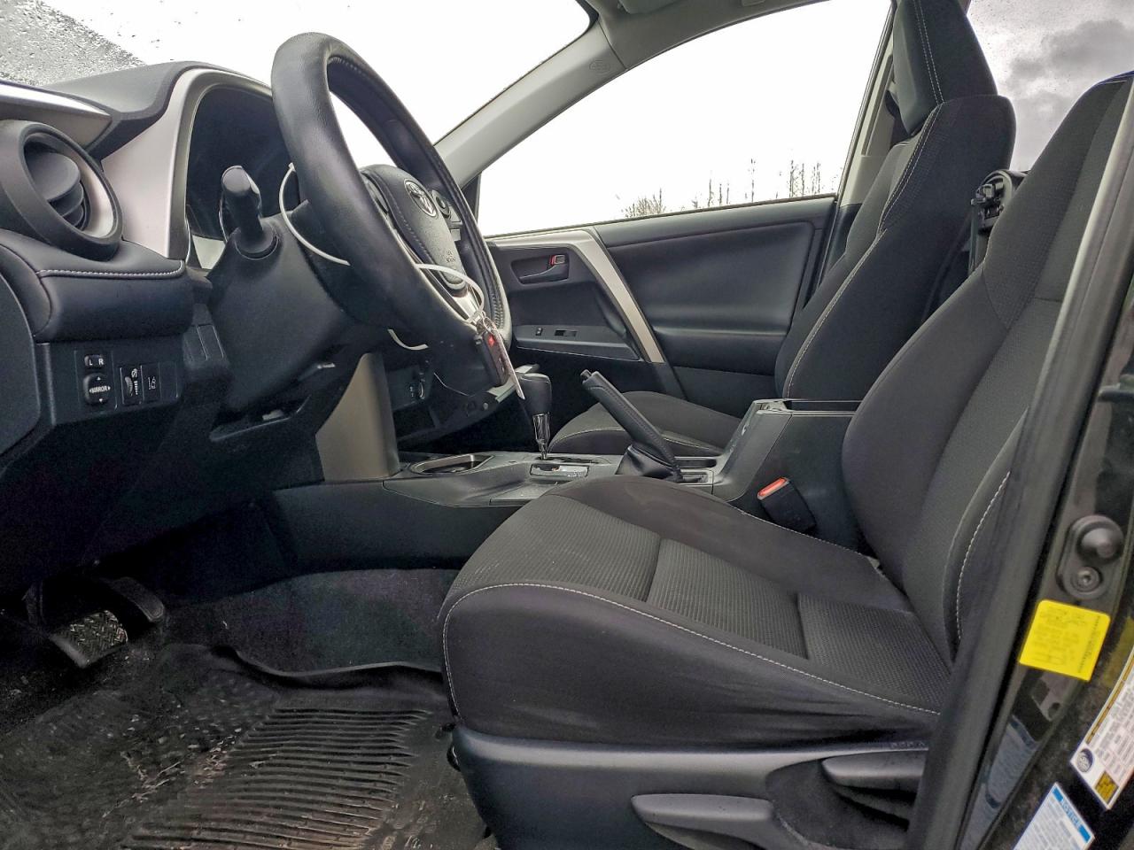 2018 Toyota Rav4 Hv Le VIN: JTMRJREV6JD213252 Lot: 95217325