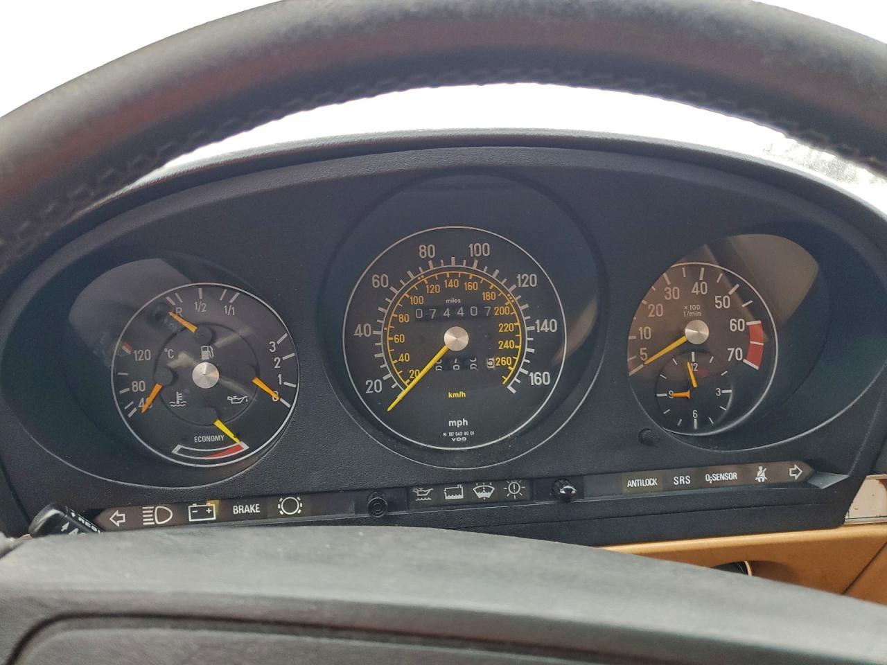 1987 Mercedes-Benz 560 Sl VIN: WDBBA48D0HA064354 Lot: 91847985