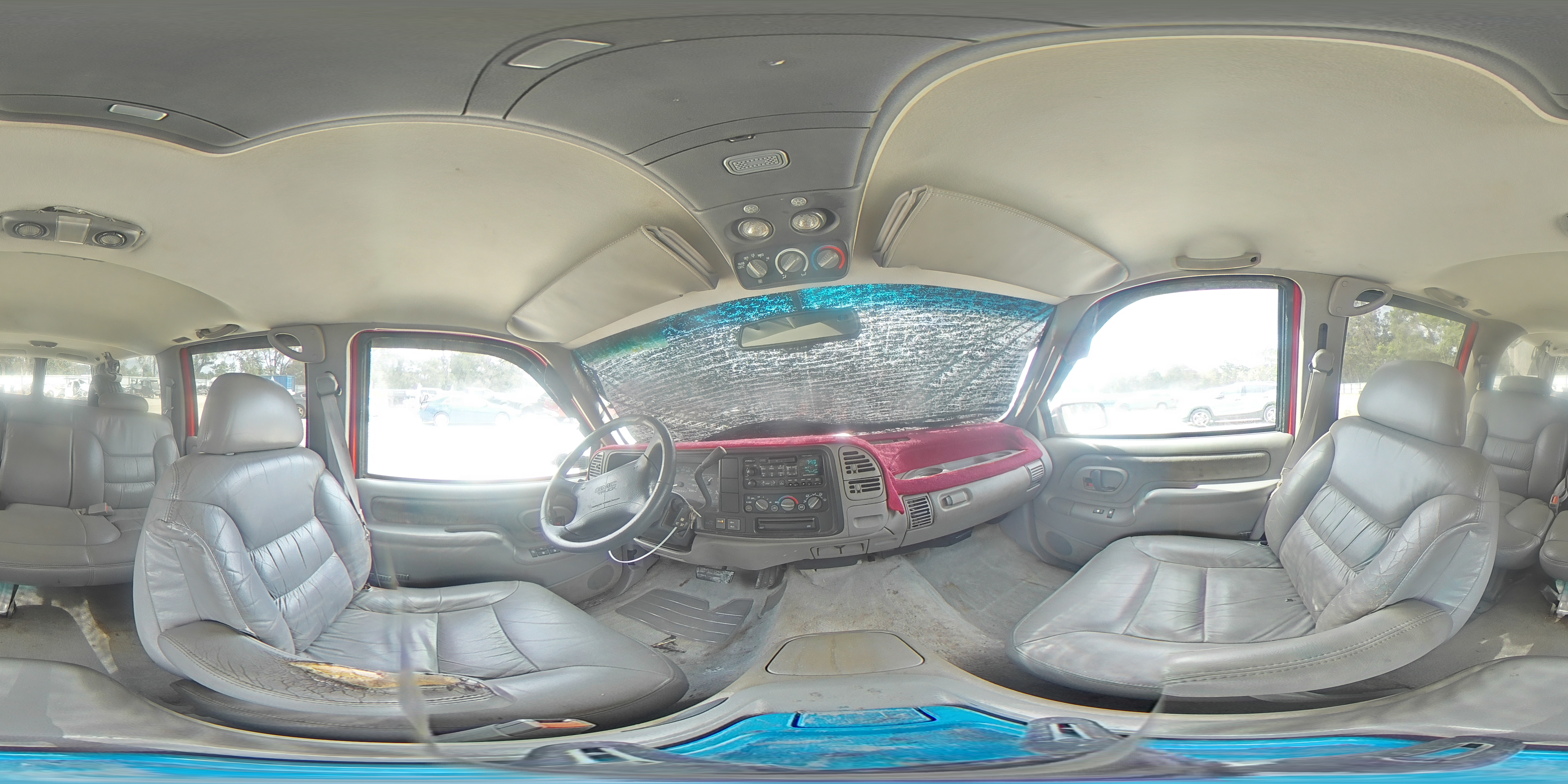 1996 GMC Suburban K1500 VIN: 1GKFK16RXTJ755854 Lot: 93988575