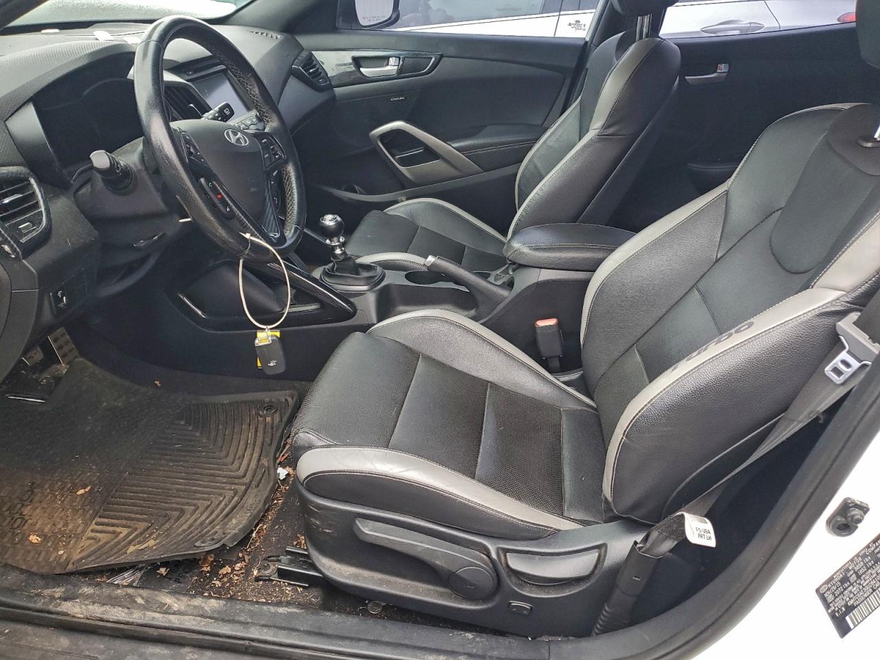 2016 Hyundai Veloster Turbo VIN: KMHTC6AE3GU284109 Lot: 86260975