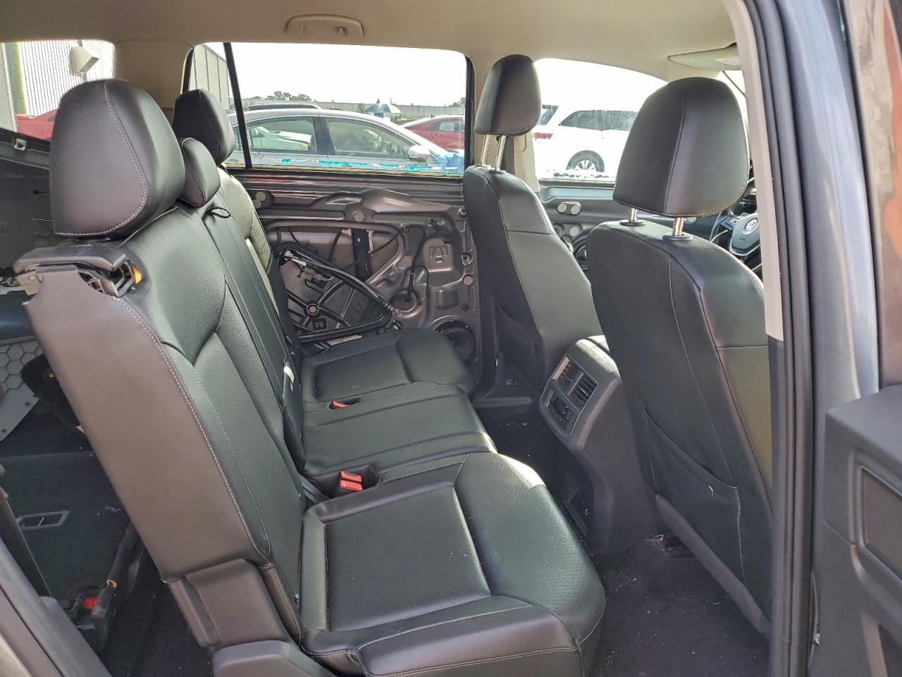 2018 Volkswagen Atlas Se VIN: 1V2CR2CA1JC571871 Lot: 96149725