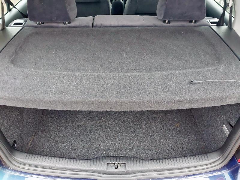 2002 VOLKSWAGEN GOLF 1.6 16V SE 5DR