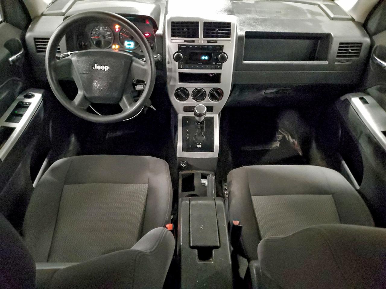 2008 Jeep Patriot Sport VIN: 1J8FF28W88D765418 Lot: 94244575