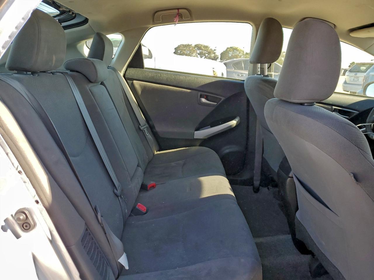 2015 Toyota Prius Plug-In VIN: JTDKN3DP5F3069695 Lot: 94550105