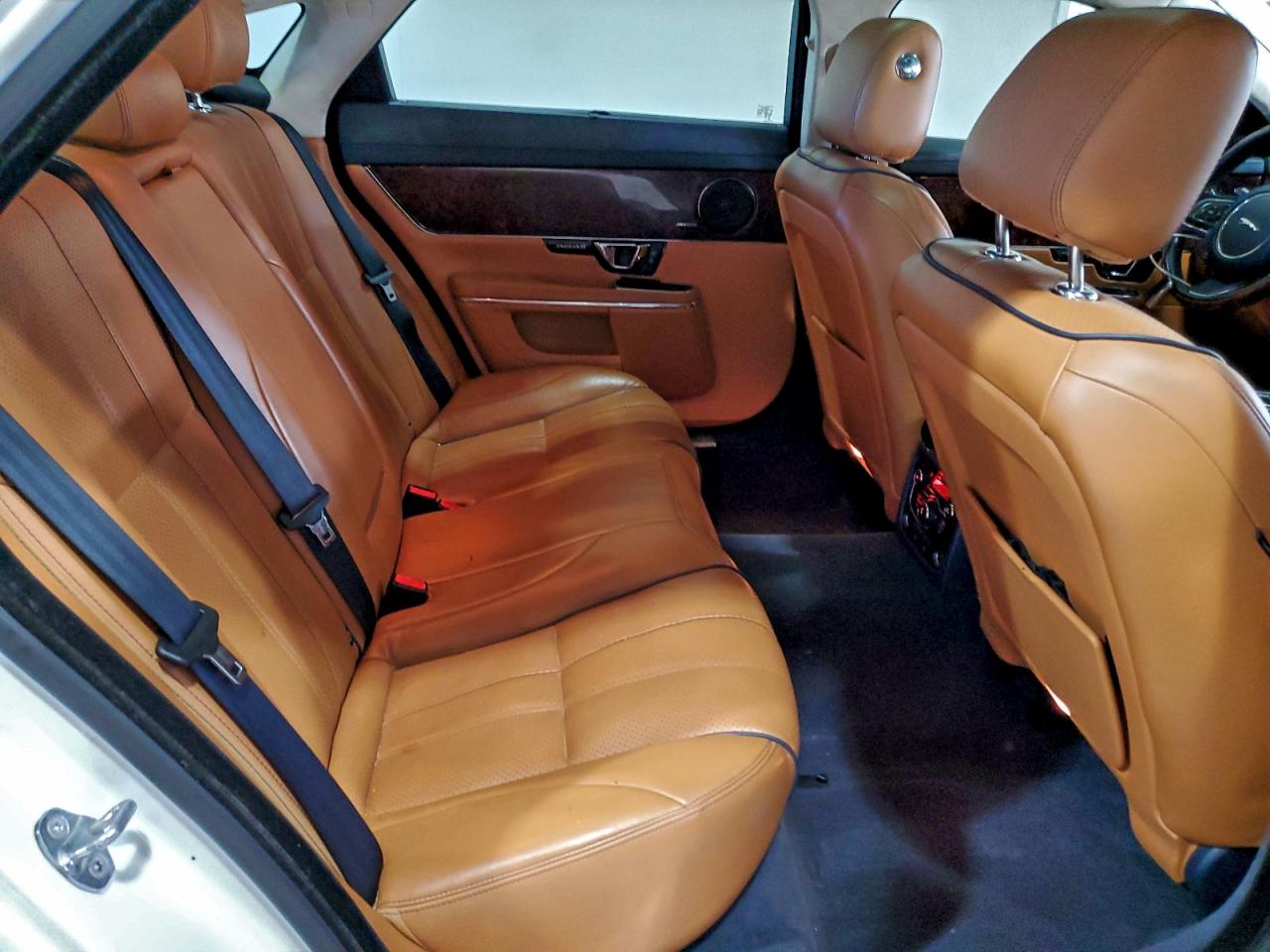 2015 Jaguar Xjl Portfolio VIN: SAJWJ2GD9F8V81148 Lot: 95216265