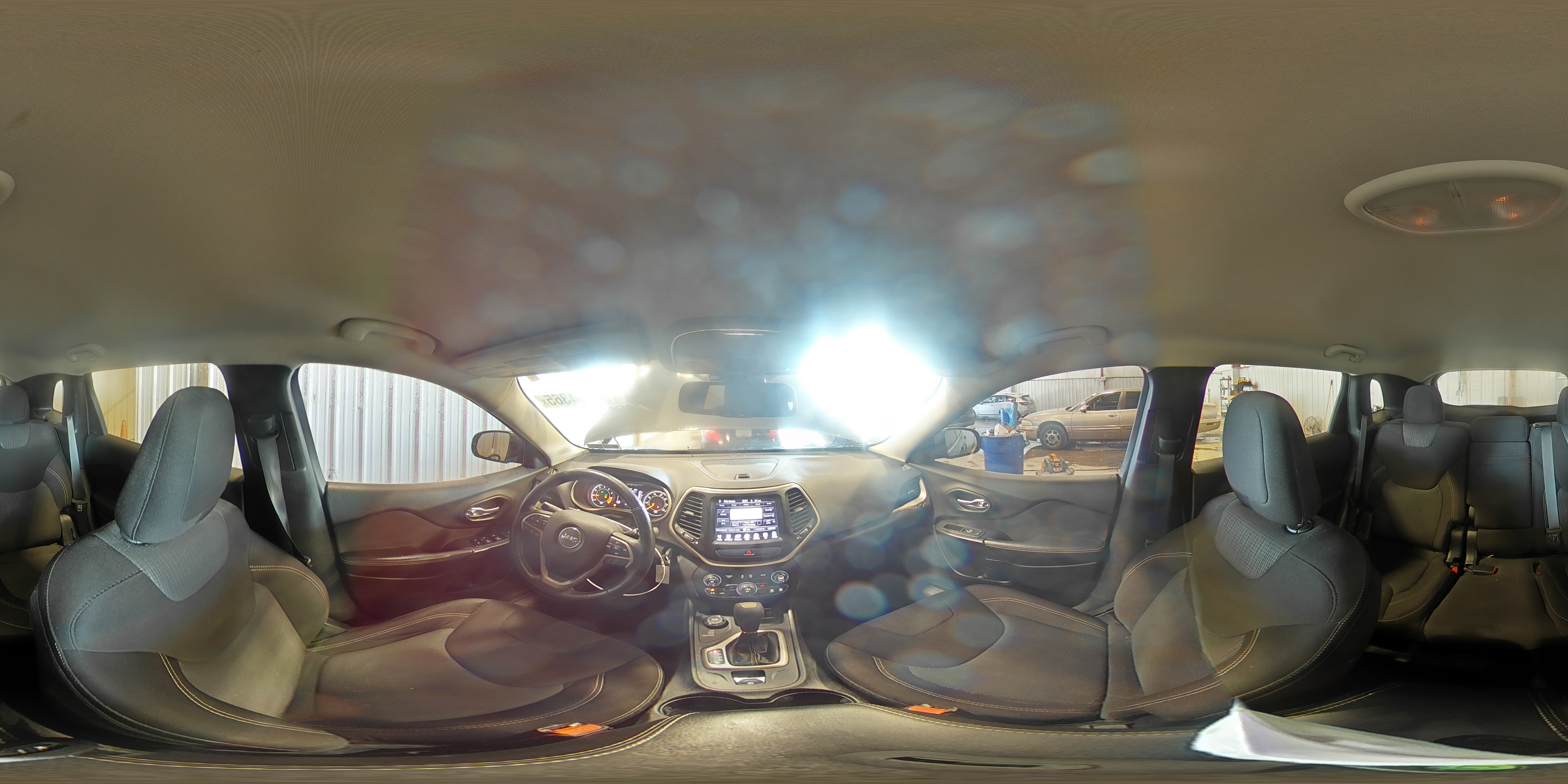 2015 Jeep Cherokee Latitude VIN: 1C4PJMCSXFW583201 Lot: 96064365