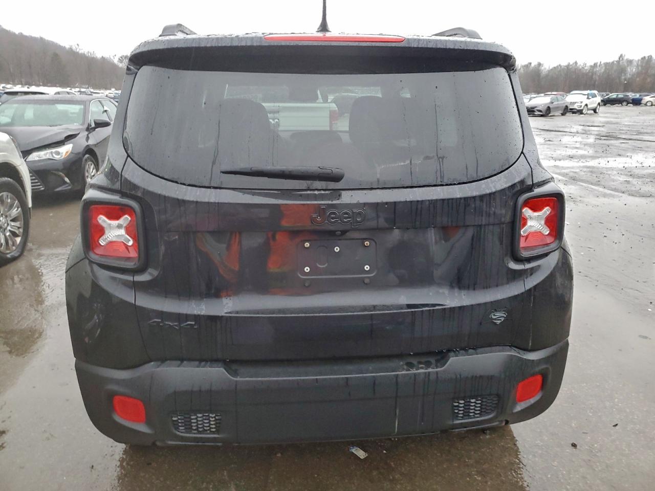 2016 Jeep Renegade Latitude VIN: ZACCJBBTXGPD01067 Lot: 95608895