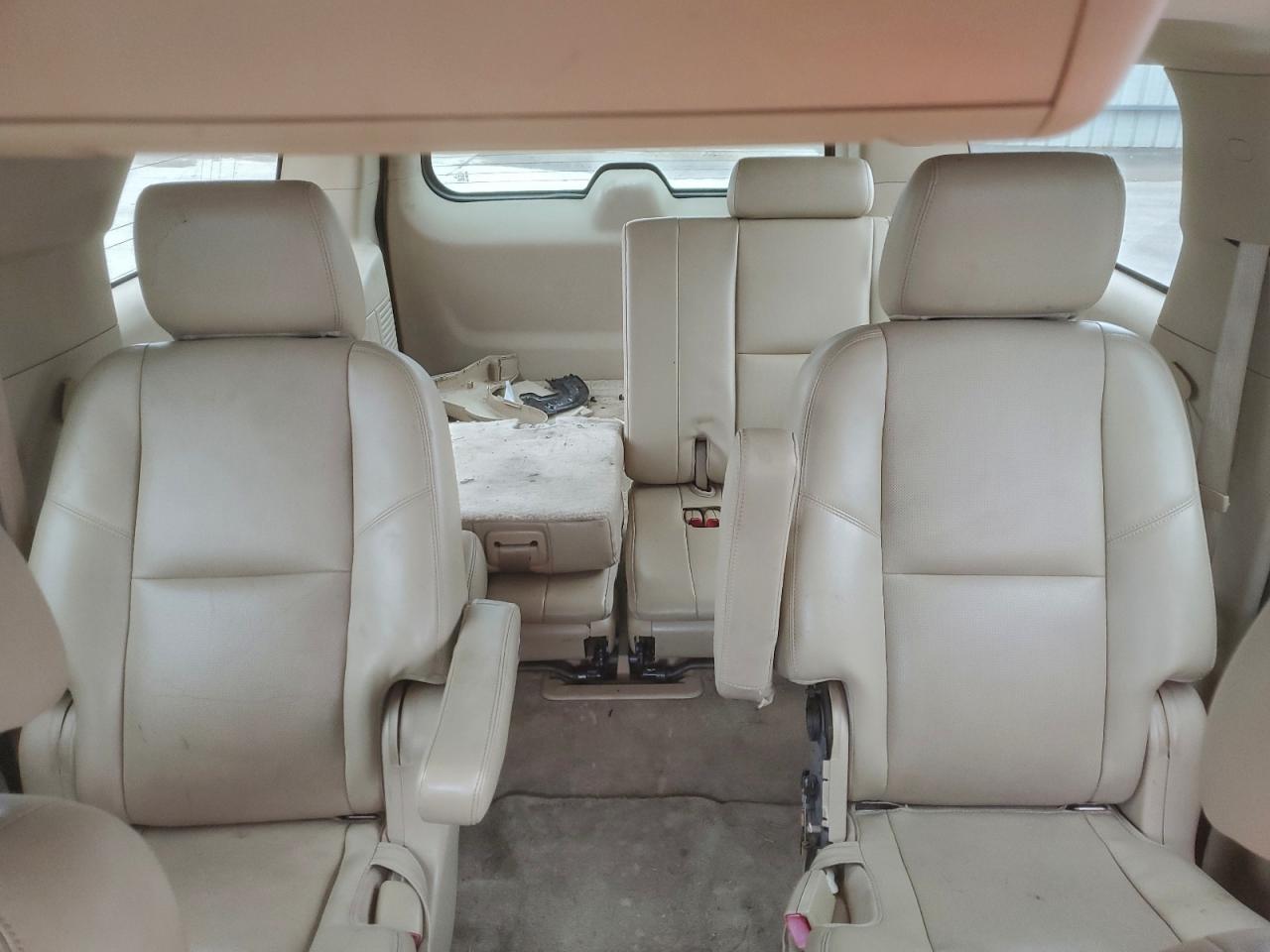 2014 Chevrolet Suburban C1500 Ltz VIN: 1GNSCKE02ER175929 Lot: 96506955