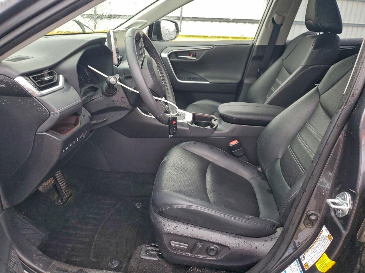 2019 Toyota Rav4 Limited VIN: JTMDWRFV0KD520041 Lot: 94368595