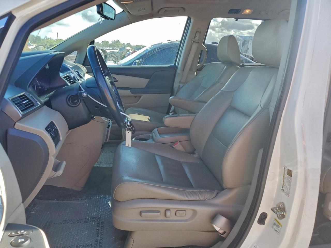 2016 Honda Odyssey Exl VIN: 5FNRL5H65GB113748 Lot: 95787665