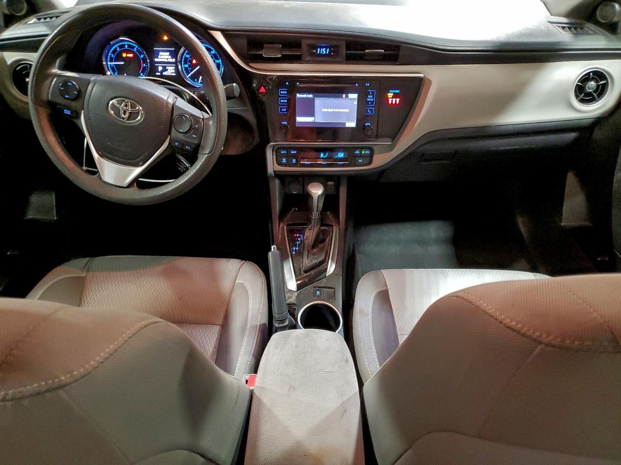 2018 Toyota Corolla L VIN: 2T1BURHEXJC039400 Lot: 95477805