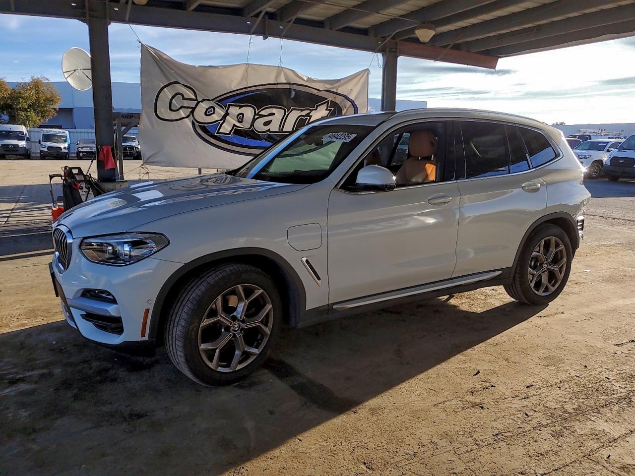 2020 BMW X3 xDrive30E